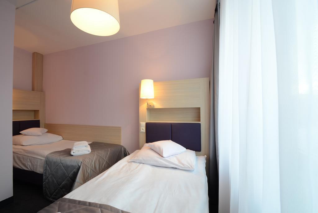 Hotel Pzmot Lublin Habitación foto